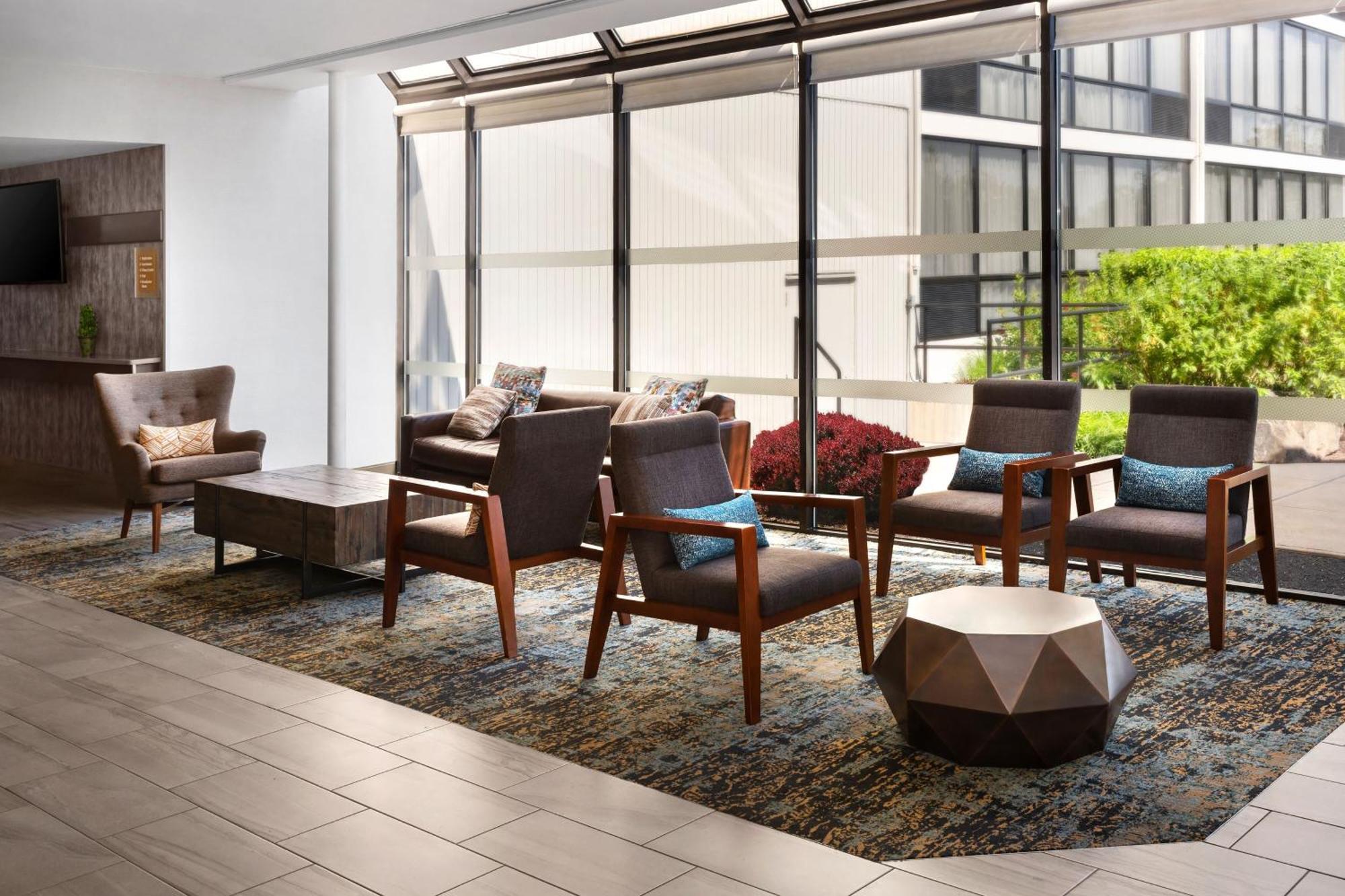 Four Points Philadelphia Northeast Hotel Exterior foto